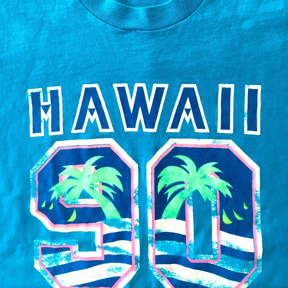 Vintage Hawaii 90 TShirt! Fruit of the loom Medium